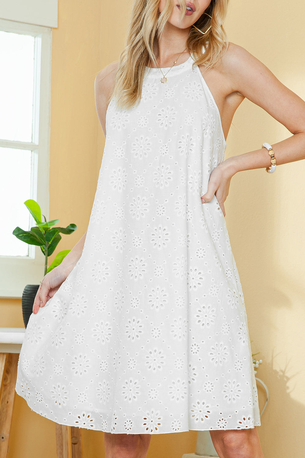 White Lace Eyelet Sleeveless O-Neck Keyhole Back Mini Dress