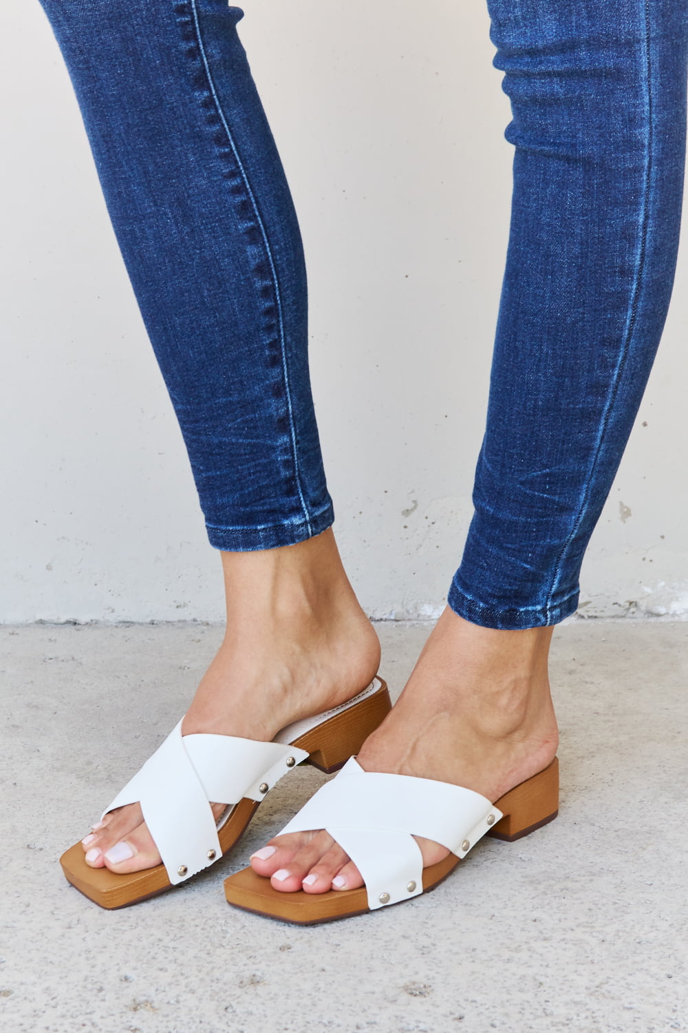 Summer Criss Cross Wooden Clog Mule in White