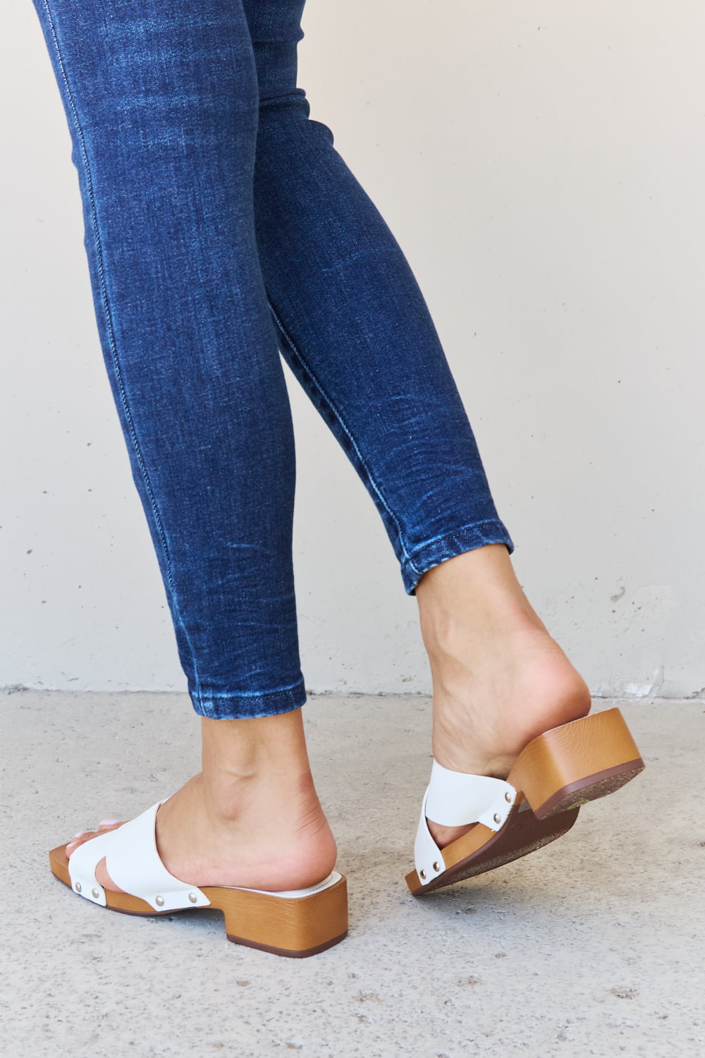 Summer Criss Cross Wooden Clog Mule in White