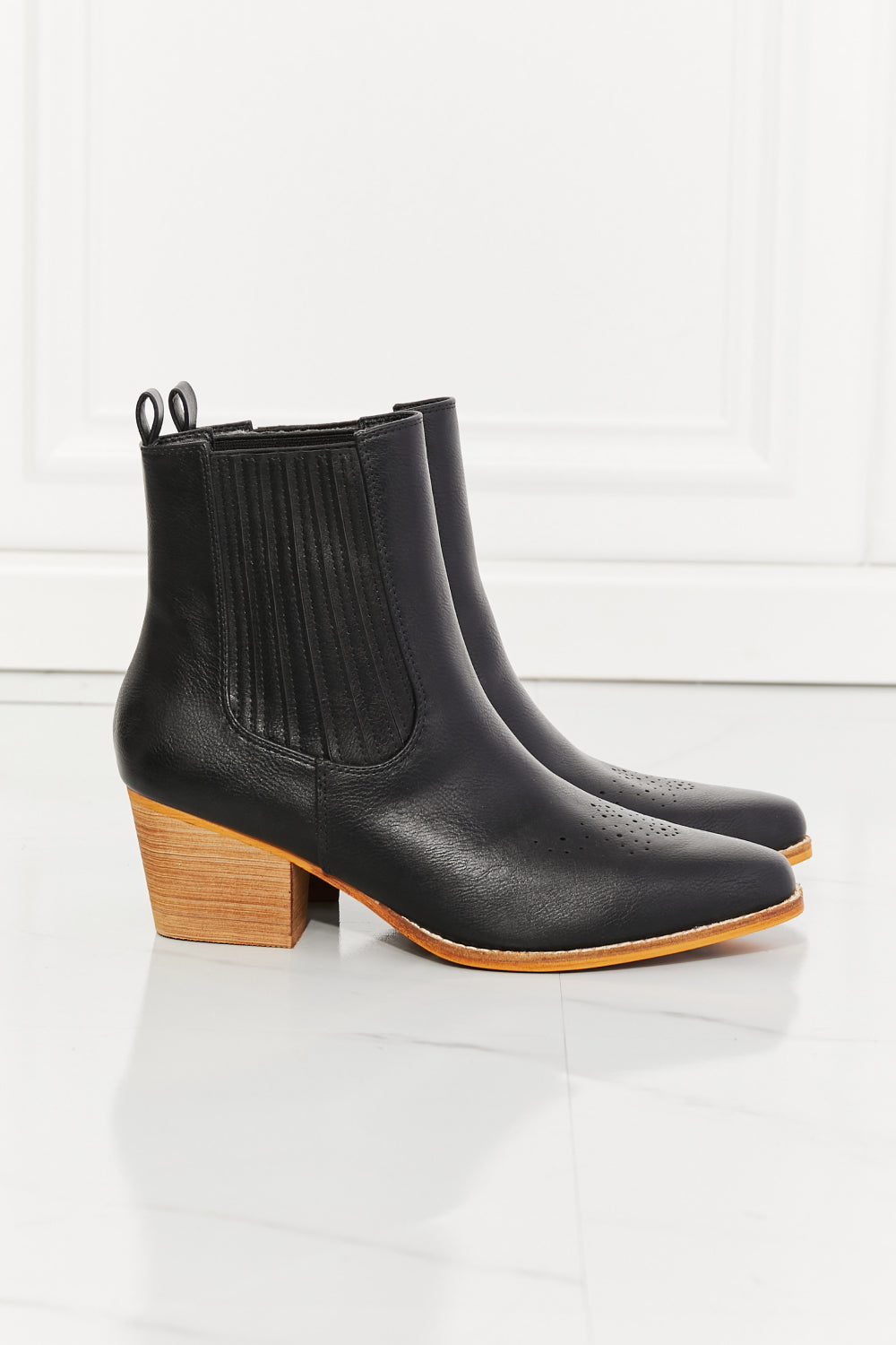 Journey Stacked Heel Chelsea Boot in Black