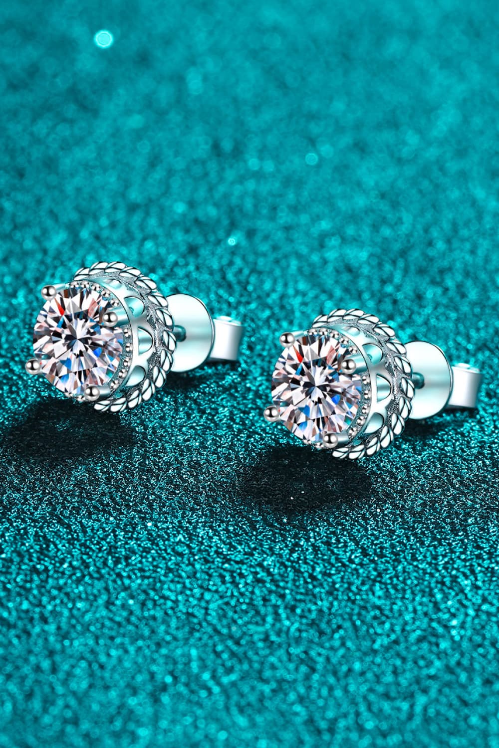 2-carat Moissanite 925 Sterling Silver Stud Earrings